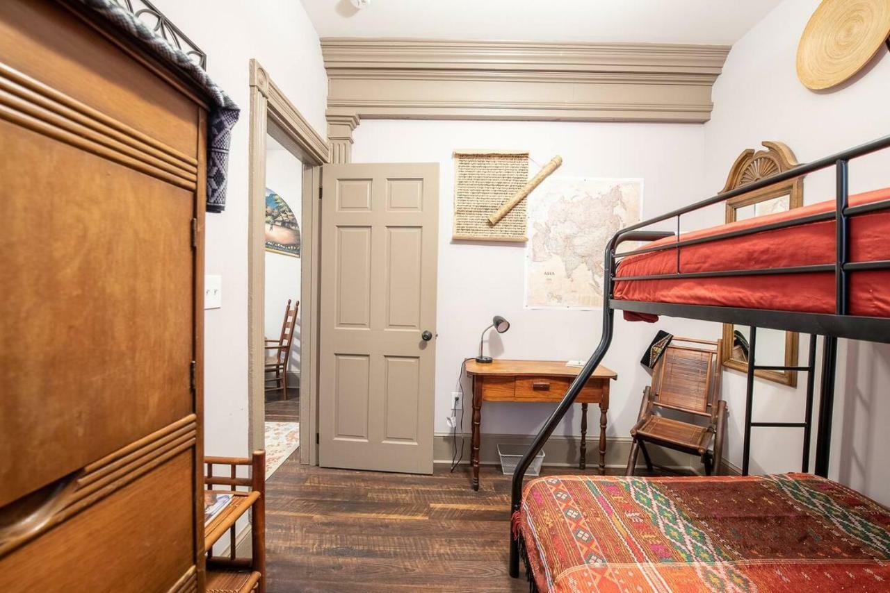 Cozy Hideaway In The Heart Of Lancaster Leilighet Eksteriør bilde