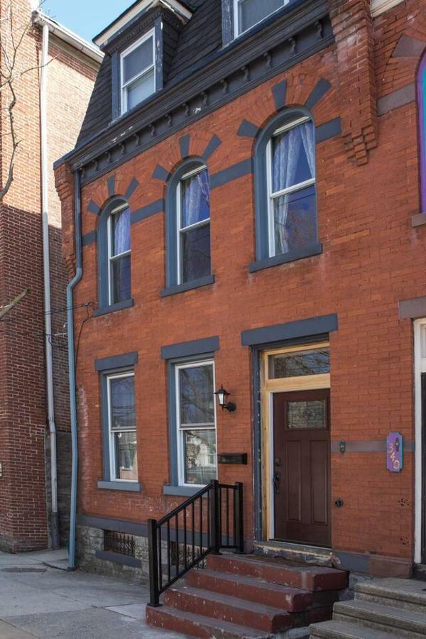 Cozy Hideaway In The Heart Of Lancaster Leilighet Eksteriør bilde